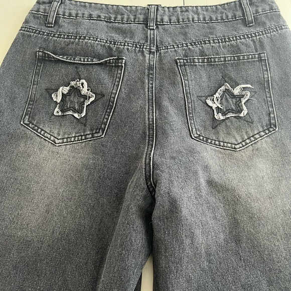 Hot Topic Womans‎ Black Frayed Star Patch Wide Leg Denim Pants Size Large Goth - Picture 7 of 7